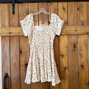 American Eagle Outfitters Floral Cream Dress